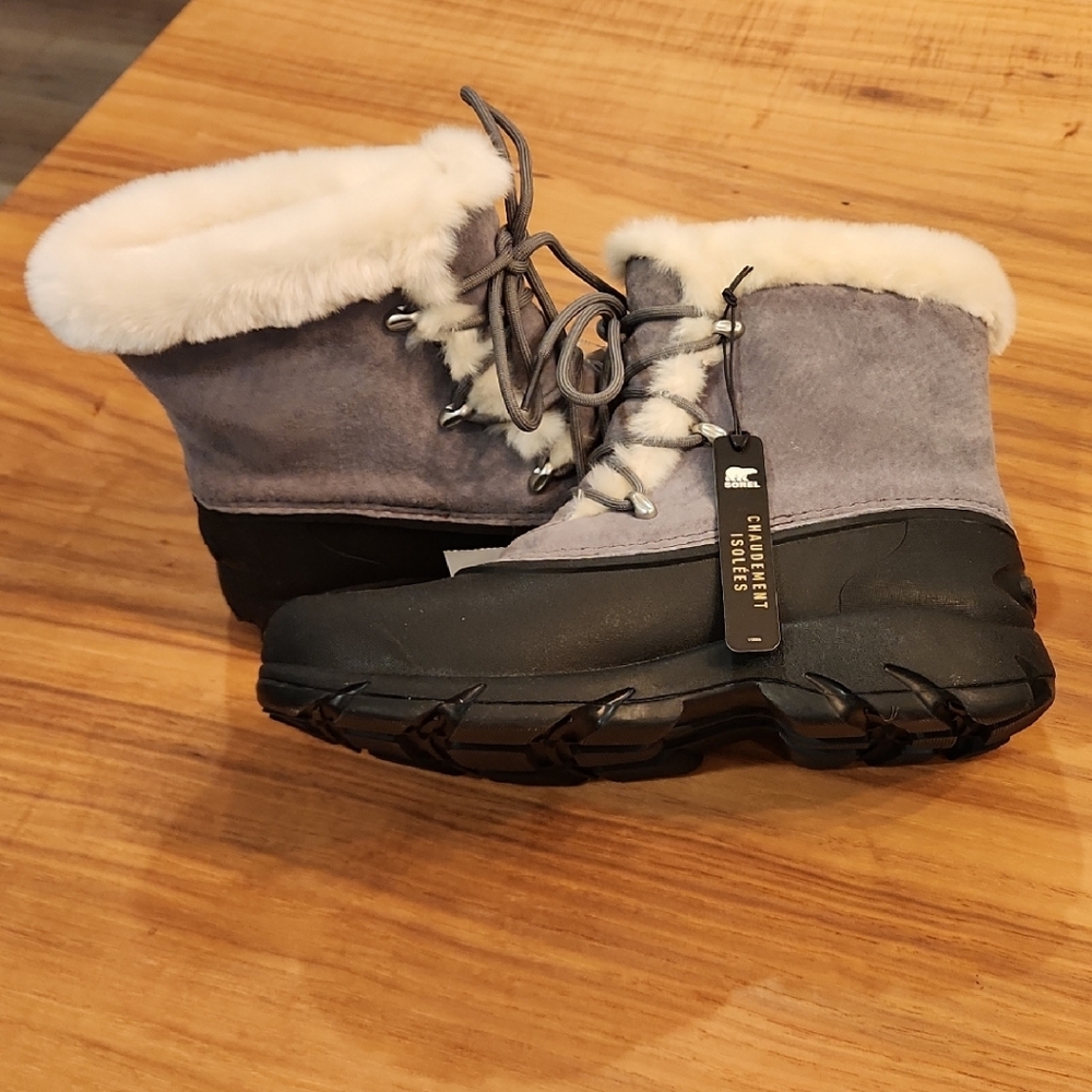 Sorel Cream Faux Fur Lined Boots